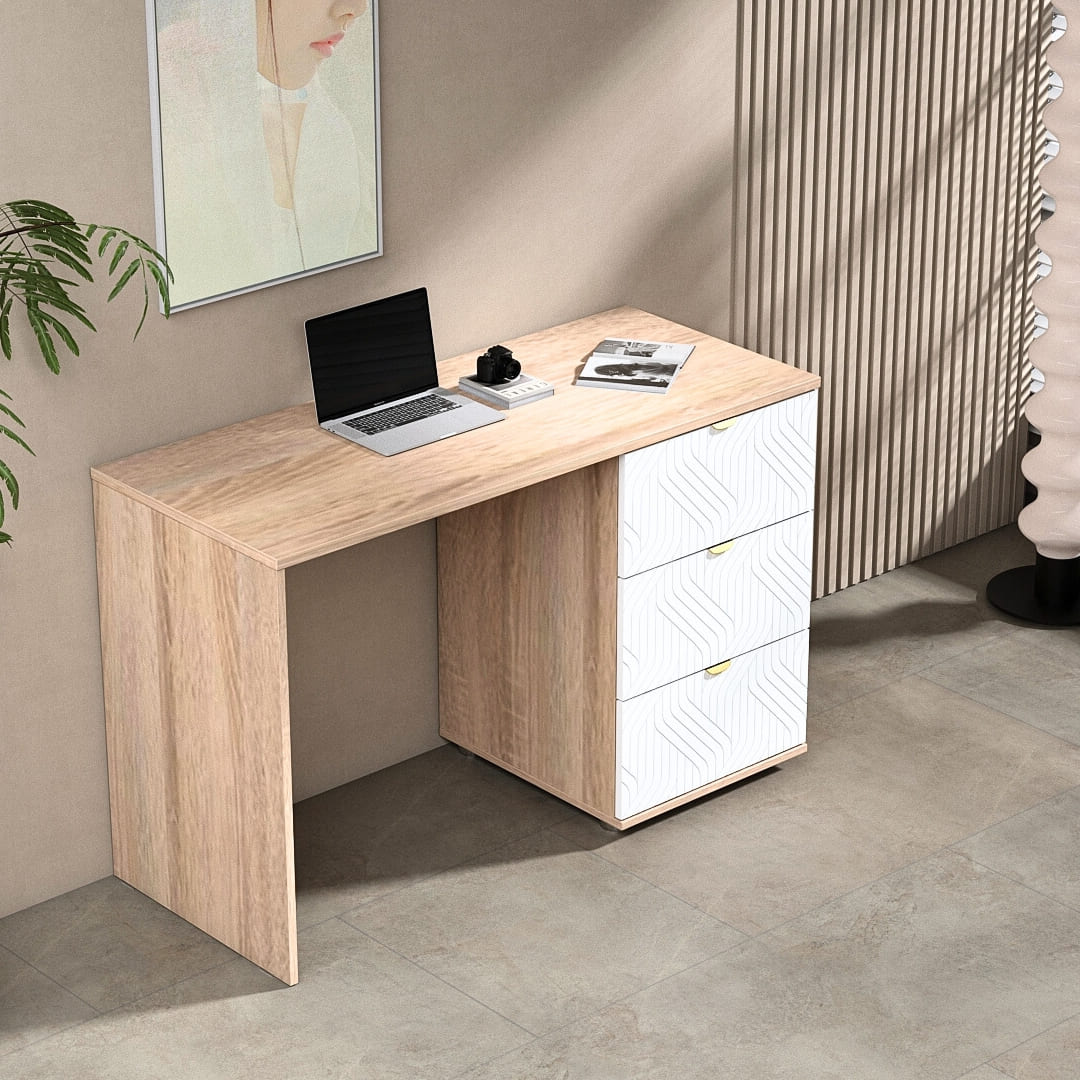 Niyra Desk