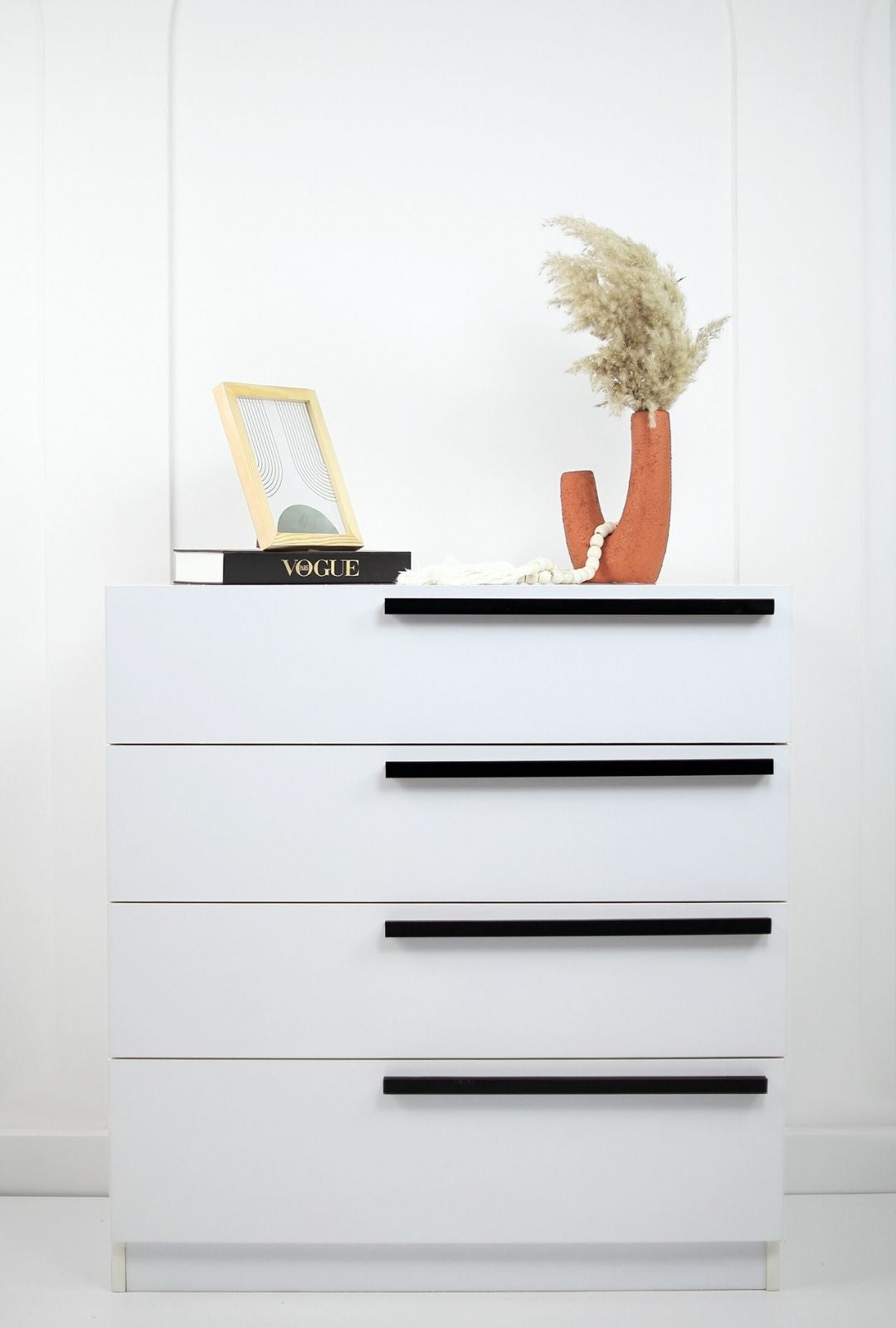 Bold Form, Modern Presence